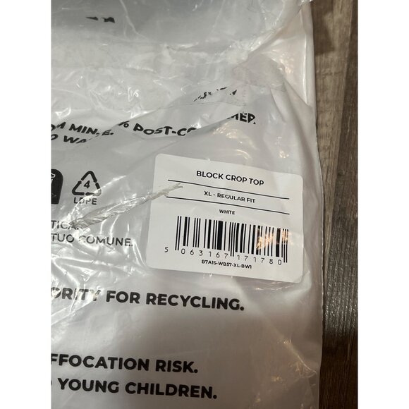 Gymshark Womens White Crop Top T-Shirt Size XL NWT - Picture 7 of 7